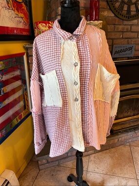 POL Pink and Cream Houndstooth Cowl Neck Sweater